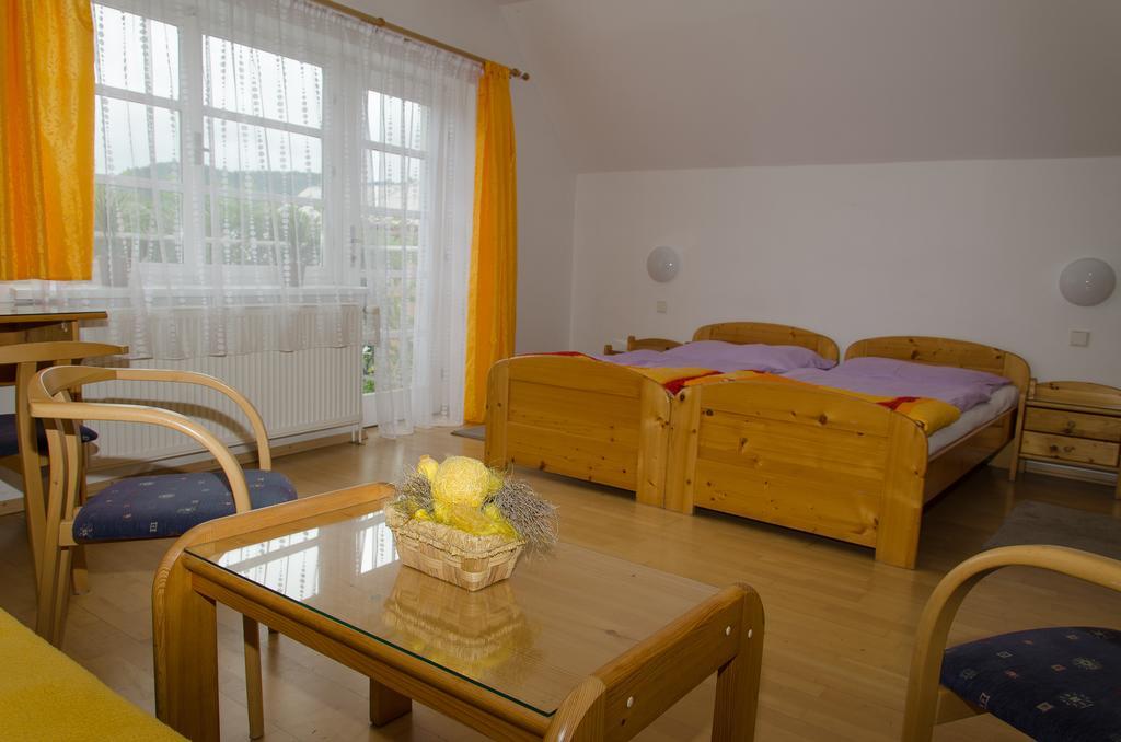 Penzion Andy Decin Zimmer foto